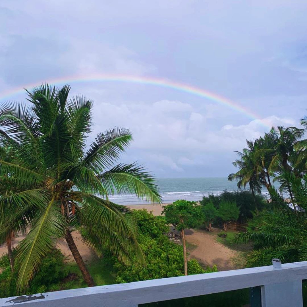  arc-en-ciel sur la magnifique plage de Cap Skirring